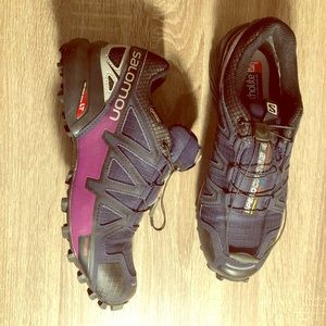 Winter running sneakers